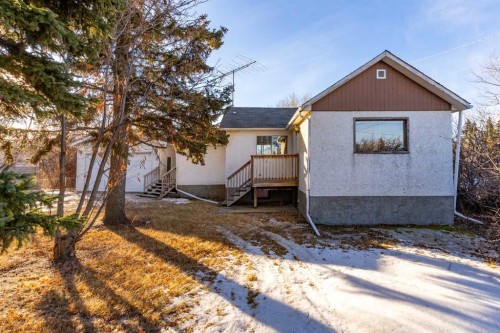 4829 54 Street, Olds, AB - Outdoor