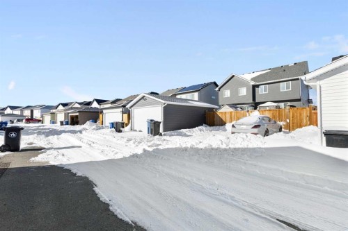 277 Ellen Way, Crossfield, AB - Outdoor