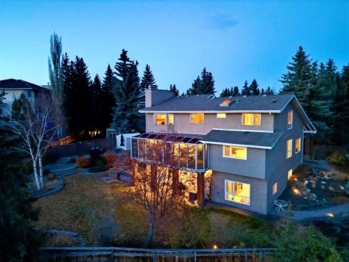 16 Silvercreek Place Nw, Calgary, AB - Outdoor