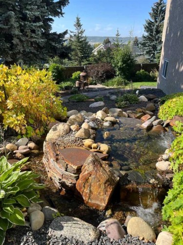 16 Silvercreek Place Nw, Calgary, AB - Outdoor