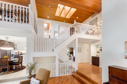 16 Silvercreek Place Nw, Calgary, AB - Indoor Photo Showing Other Room