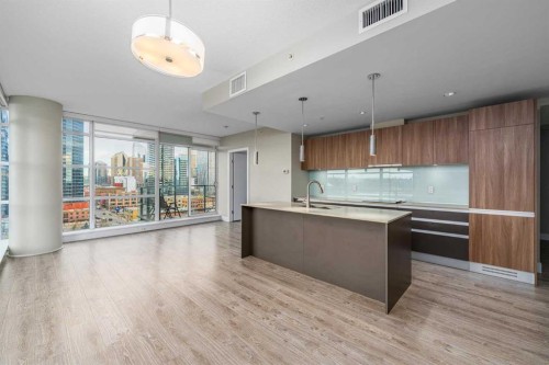 1007-1122 3 Street Se, Calgary, AB - Indoor Photo Showing Kitchen