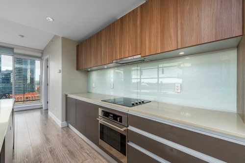 1007-1122 3 Street Se, Calgary, AB - Indoor Photo Showing Kitchen