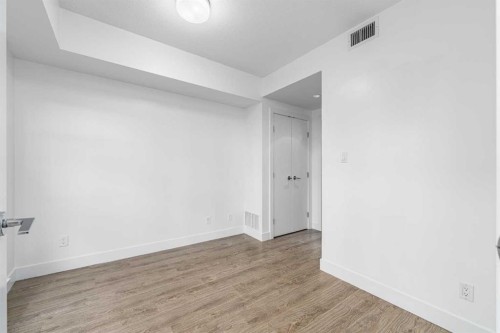 1007-1122 3 Street Se, Calgary, AB - Indoor Photo Showing Other Room