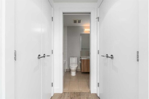 1007-1122 3 Street Se, Calgary, AB - Indoor Photo Showing Other Room
