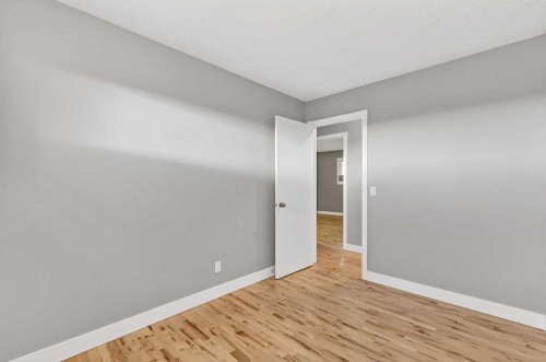 740 Lysander Drive Se, Calgary, AB - Indoor Photo Showing Other Room