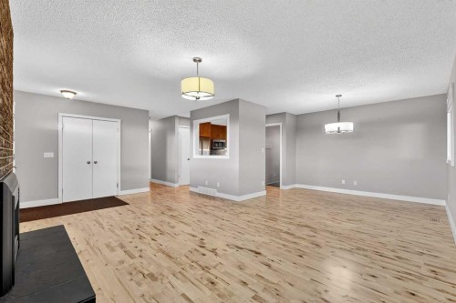 740 Lysander Drive Se, Calgary, AB - Indoor Photo Showing Other Room
