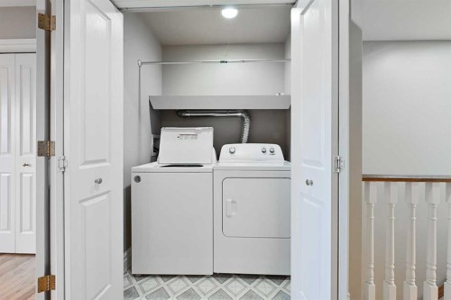 3821 1A Street Sw, Calgary, AB - Indoor Photo Showing Laundry Room