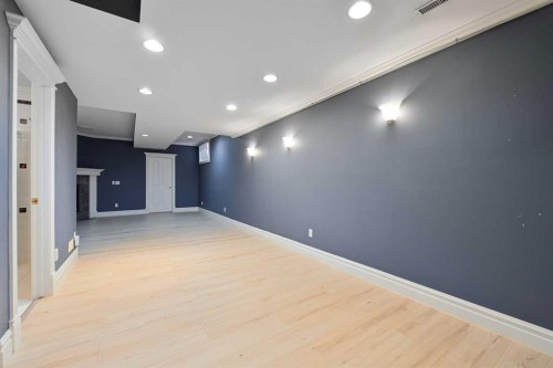 3821 1A Street Sw, Calgary, AB - Indoor Photo Showing Other Room