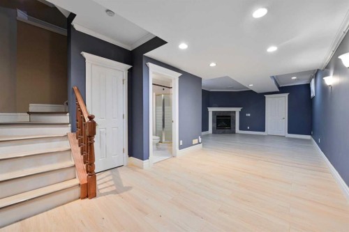 3821 1A Street Sw, Calgary, AB - Indoor Photo Showing Other Room