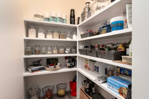 23 Cranbrook Green Se, Calgary, AB - Indoor With Storage
