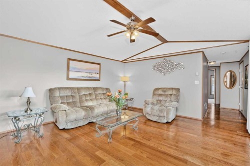 2 Doubletree Way, Strathmore, AB 