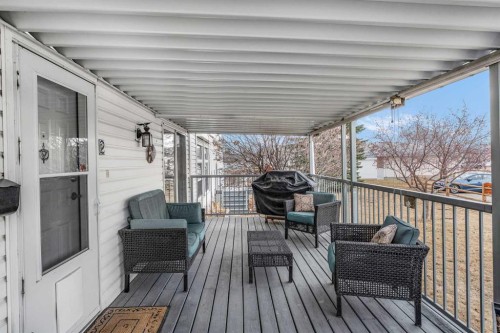 2 Doubletree Way, Strathmore, AB 