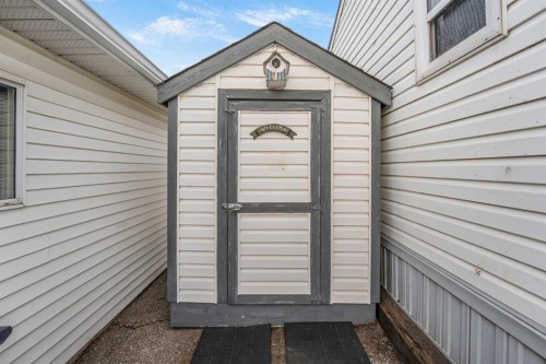 2 Doubletree Way, Strathmore, AB 