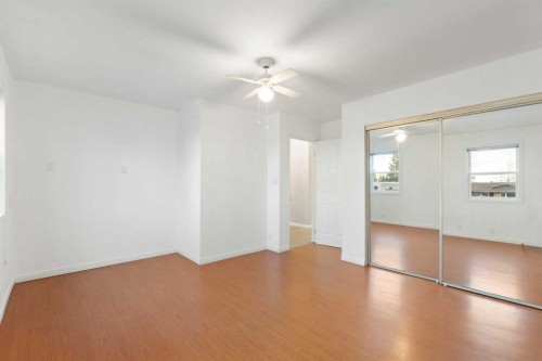 639 Canterbury Drive Sw, Calgary, AB - Indoor Photo Showing Other Room