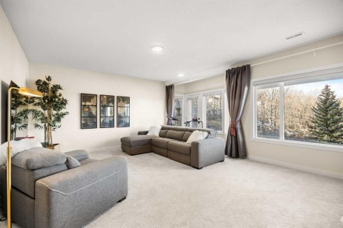 271 Hamptons Terrace Nw, Calgary, AB - Indoor Photo Showing Living Room