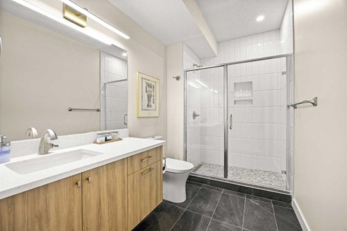 271 Hamptons Terrace Nw, Calgary, AB - Indoor Photo Showing Bathroom