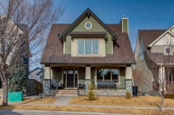 30 Cooperstown Court SW Airdrie, AB T4B 2C5