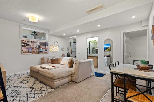 137 Copperleaf Bay Se, Calgary, AB - Indoor