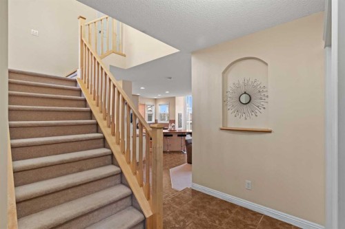 137 Copperleaf Bay Se, Calgary, AB - Indoor Photo Showing Other Room