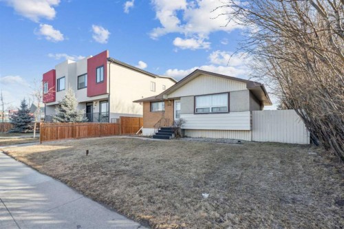 1816 42 Street Se, Calgary, AB - Outdoor