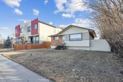 1816 42 Street SE Calgary, AB T2B 1E9