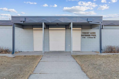 1816 42 Street Se, Calgary, AB - Outdoor