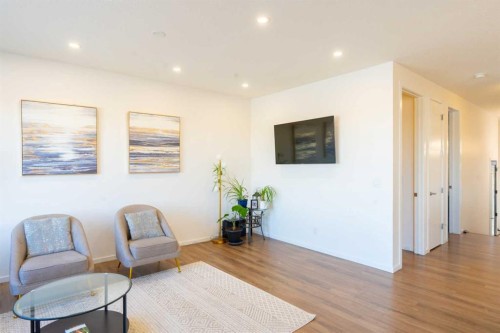 228 Windrow Link Sw, Airdrie, AB - Indoor Photo Showing Living Room