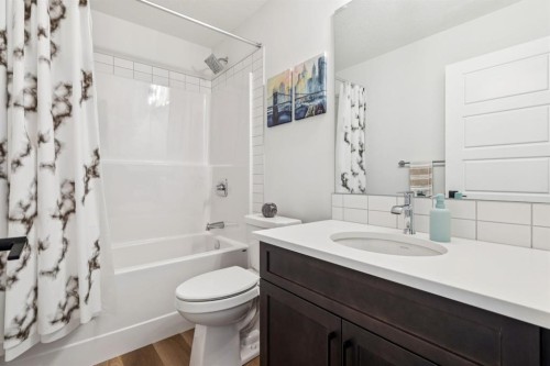 170 Creekstone Path Sw, Calgary, AB - Indoor Photo Showing Bathroom