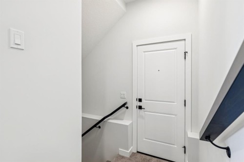 170 Creekstone Path Sw, Calgary, AB - Indoor Photo Showing Other Room