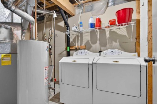 331 Prestwick Heights Se, Calgary, AB - Indoor Photo Showing Laundry Room