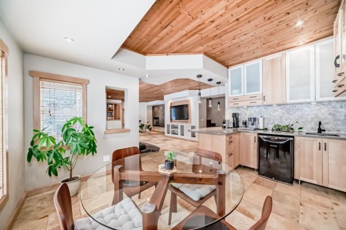 38 Discovery Ridge Green Sw, Calgary, AB - Indoor