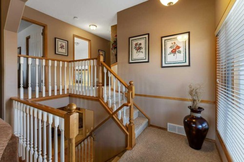 123 Valley Glen Bay Nw, Calgary, AB - Indoor Photo Showing Other Room