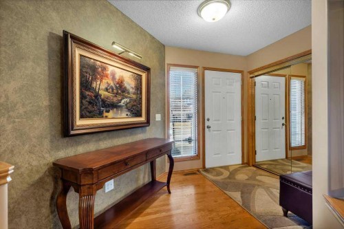 123 Valley Glen Bay Nw, Calgary, AB - Indoor Photo Showing Other Room