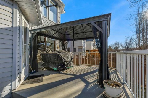 123 Valley Glen Bay Nw, Calgary, AB - Outdoor With Exterior