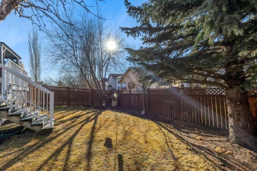 123 Valley Glen Bay Nw, Calgary, AB - Outdoor