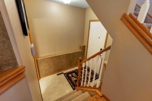 123 Valley Glen Bay Nw, Calgary, AB - Indoor Photo Showing Other Room