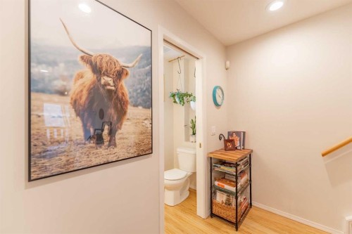 2-601 4Th Street, Canmore, AB - Indoor Photo Showing Bathroom