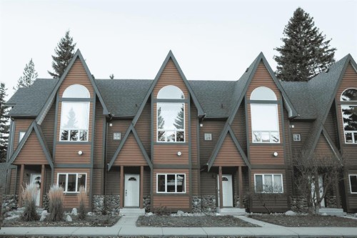 2-601 4Th Street, Canmore, AB - Outdoor With Facade