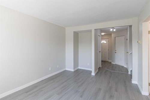 165 Sandpiper Lane Nw, Calgary, AB - Indoor Photo Showing Other Room