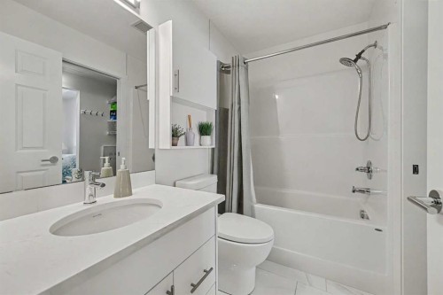 5105-151 Legacy Main Street Se, Calgary, AB - Indoor Photo Showing Bathroom