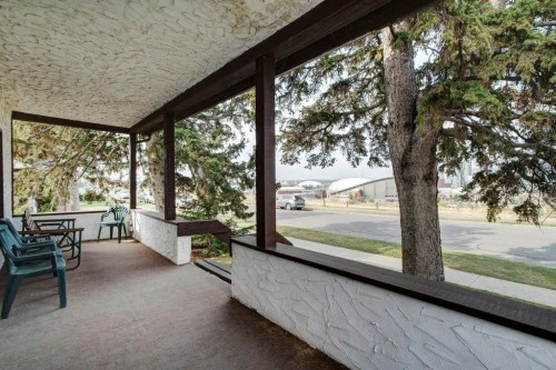 1808 Salisbury Street Se, Calgary, AB - Outdoor