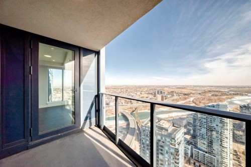 3905-530 3 Street Se, Calgary, AB - Outdoor With Balcony With View With Exterior