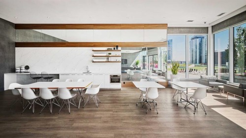3905-530 3 Street Se, Calgary, AB - Indoor Photo Showing Dining Room