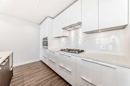 3905-530 3 Street Se, Calgary, AB - Indoor Photo Showing Kitchen With Upgraded Kitchen