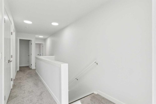 202-95 Saddlecrest Circle Ne, Calgary, AB - Indoor Photo Showing Other Room