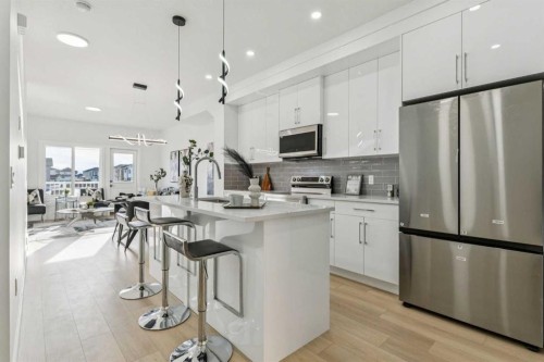 202-95 Saddlecrest Circle Ne, Calgary, AB - Indoor Photo Showing Kitchen With Stainless Steel Kitchen With Upgraded Kitchen