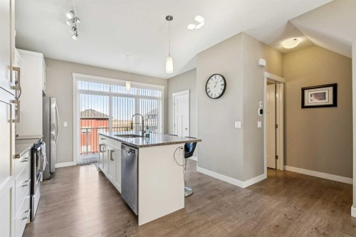 605 Evanston Manor Nw, Calgary, AB - Indoor Photo Showing Kitchen With Upgraded Kitchen