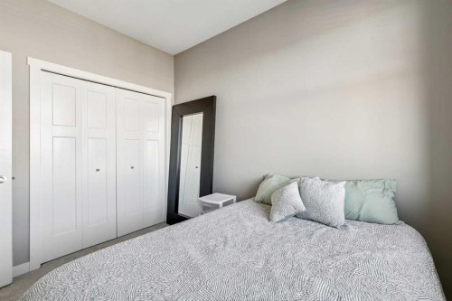 605 Evanston Manor Nw, Calgary, AB - Indoor Photo Showing Bedroom