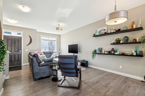 605 Evanston Manor Nw, Calgary, AB - Indoor